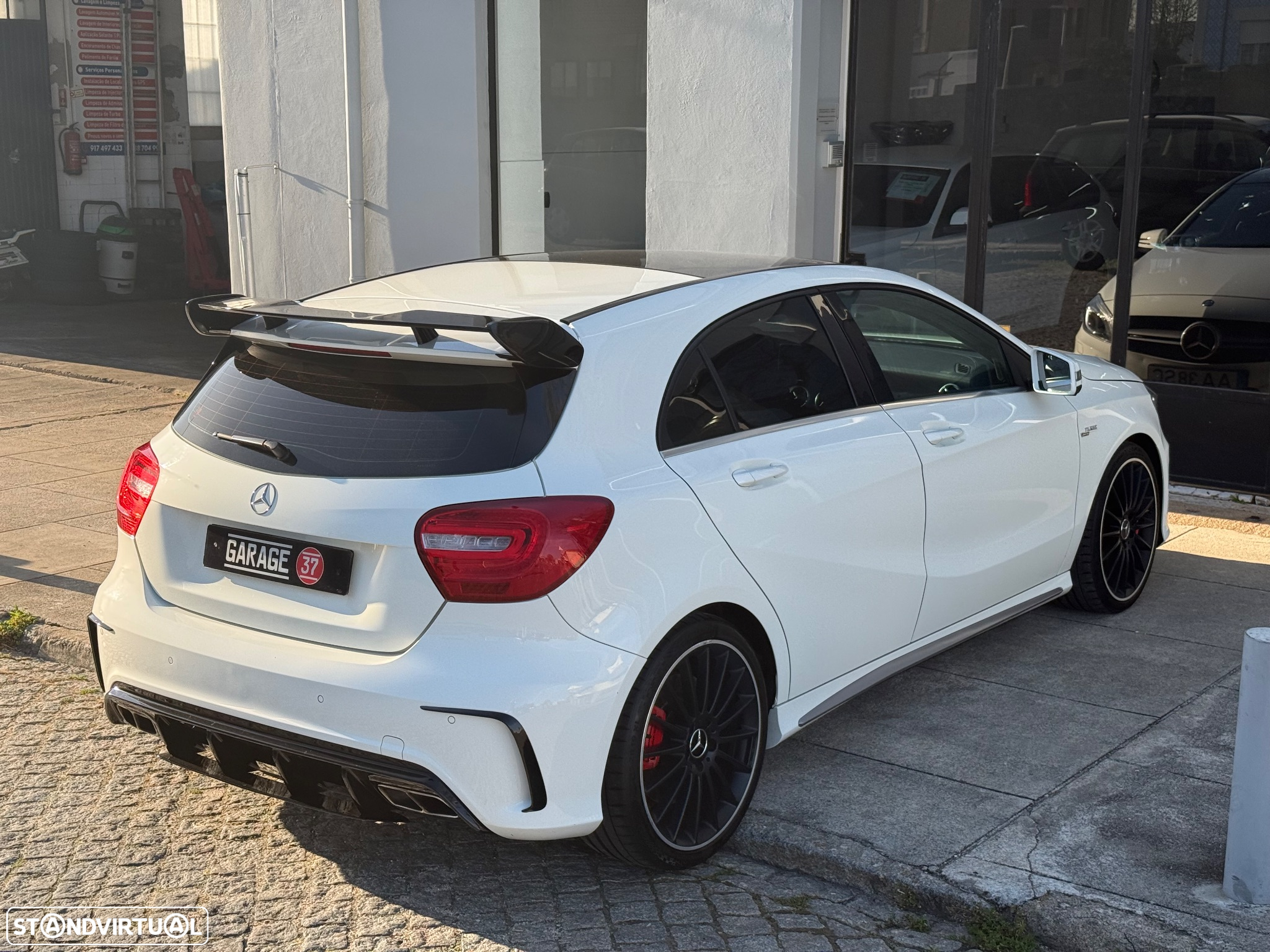 Mercedes-Benz A 45 AMG 4-Matic - 10