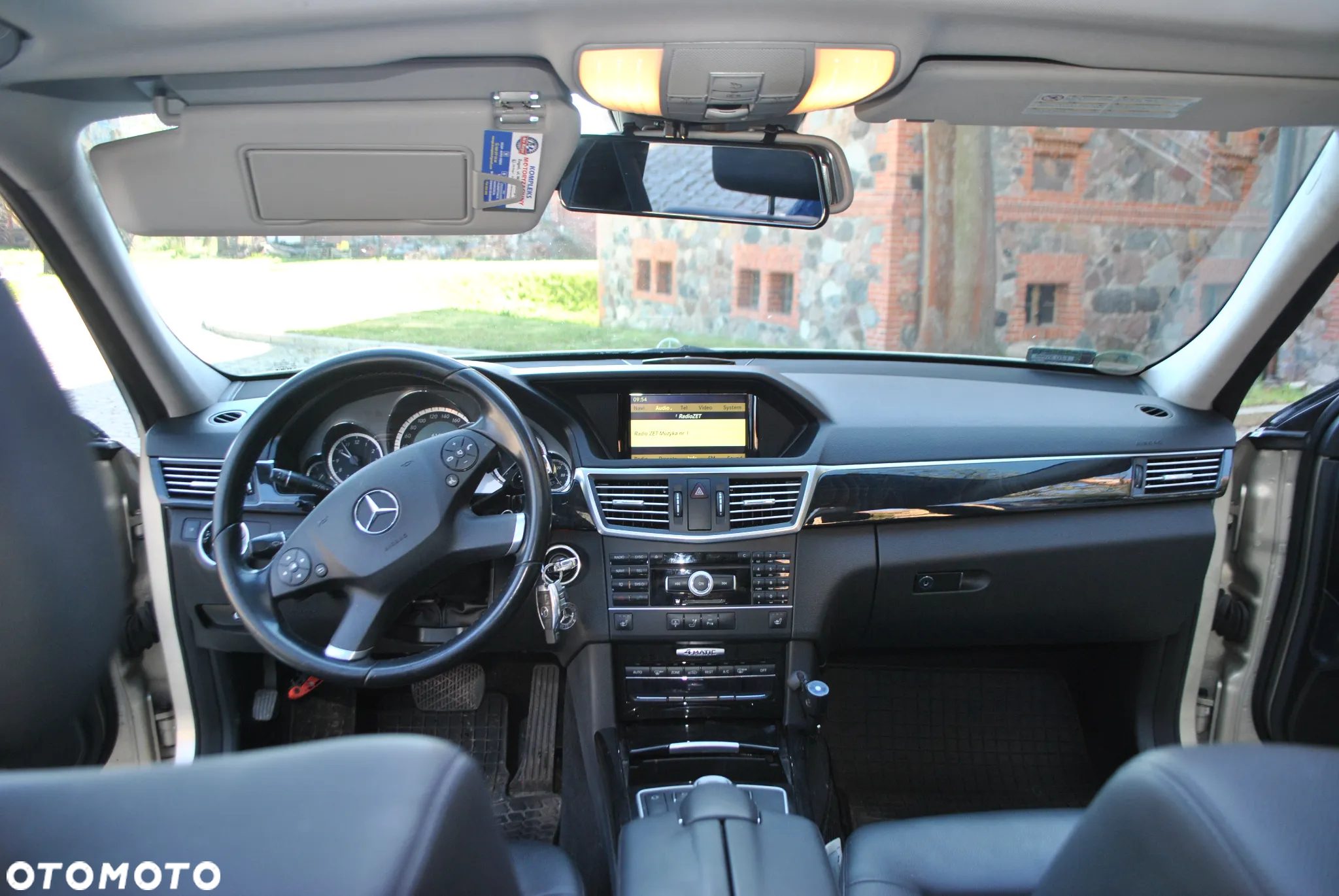 Mercedes-Benz Klasa E 350 T CDI DPF 4Matic BlueEFFICIENCY 7G-TRONIC - 14