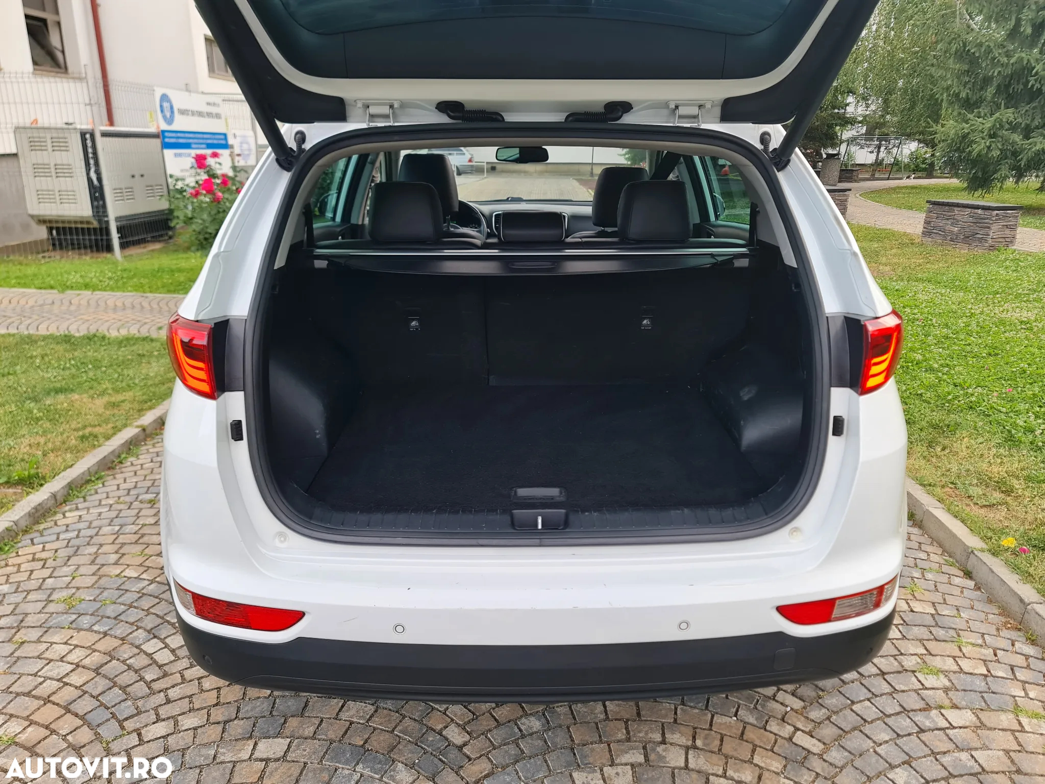 Kia Sportage 2.0 CRDI 184 AWD Aut. Platinum Edition - 32