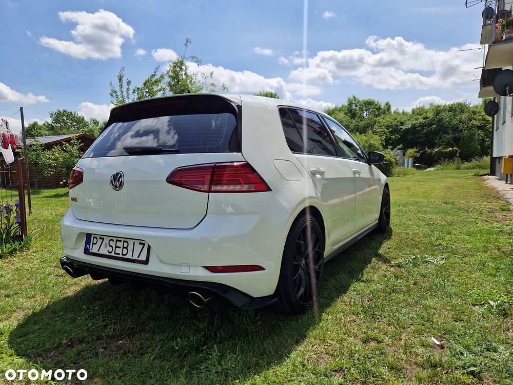 Volkswagen Golf - 3