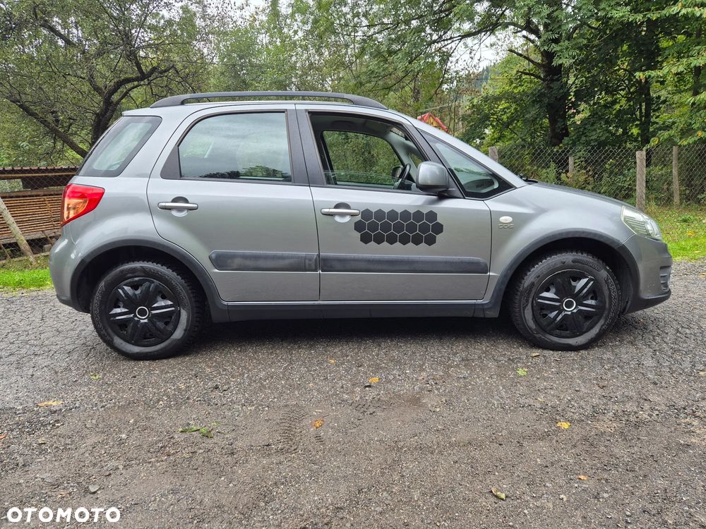 Suzuki SX4 2.0 DDiS 4x4 Comfort - 16