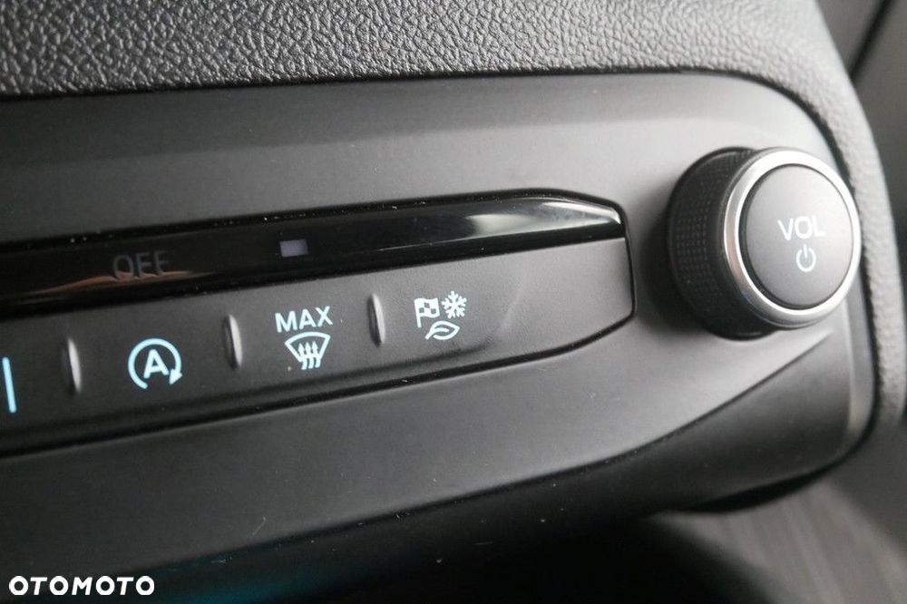 Ford Focus 1.0 EcoBoost Titanium - 21