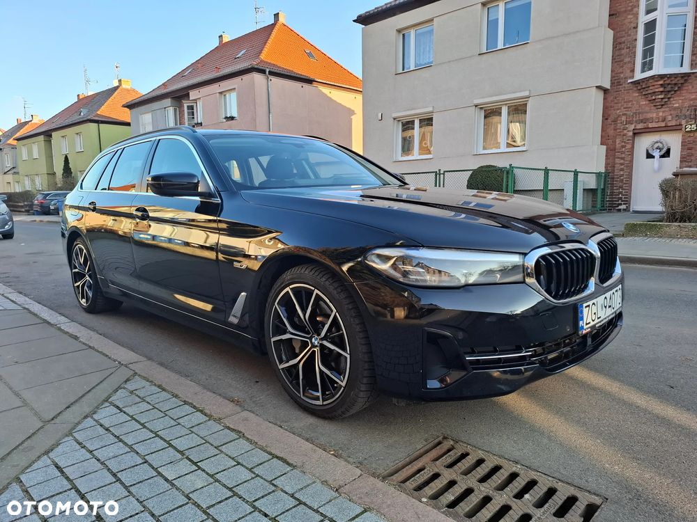 BMW Seria 5 530e Luxury Line sport - 9