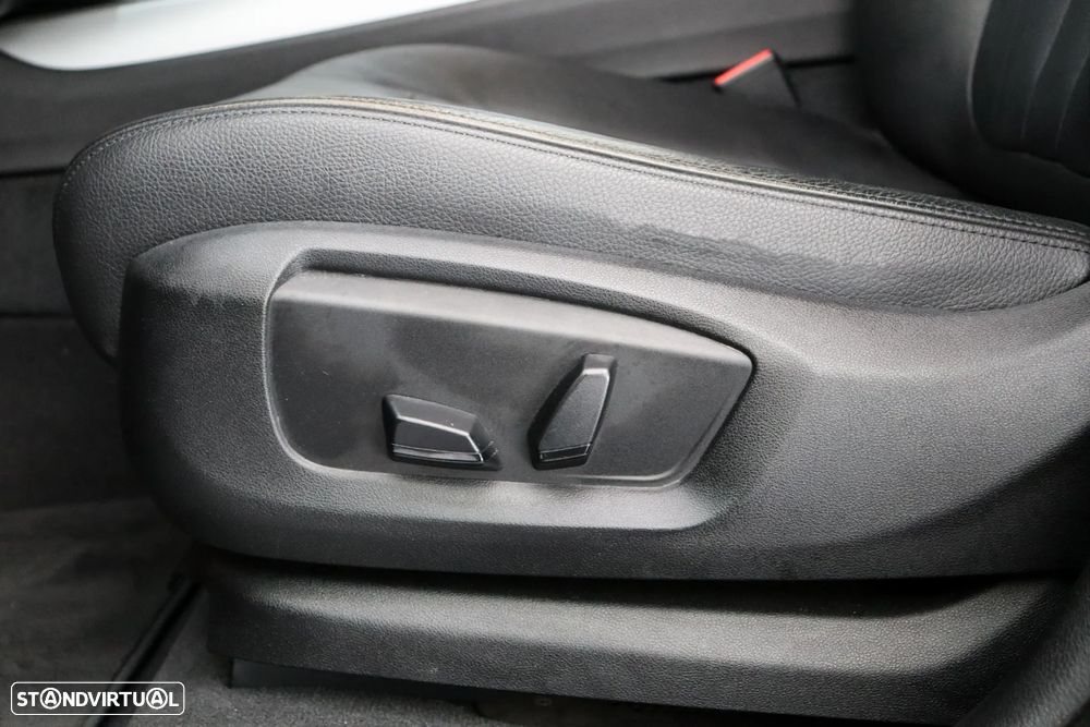 BMW X5 25 d sDrive Comfort 7L - 8