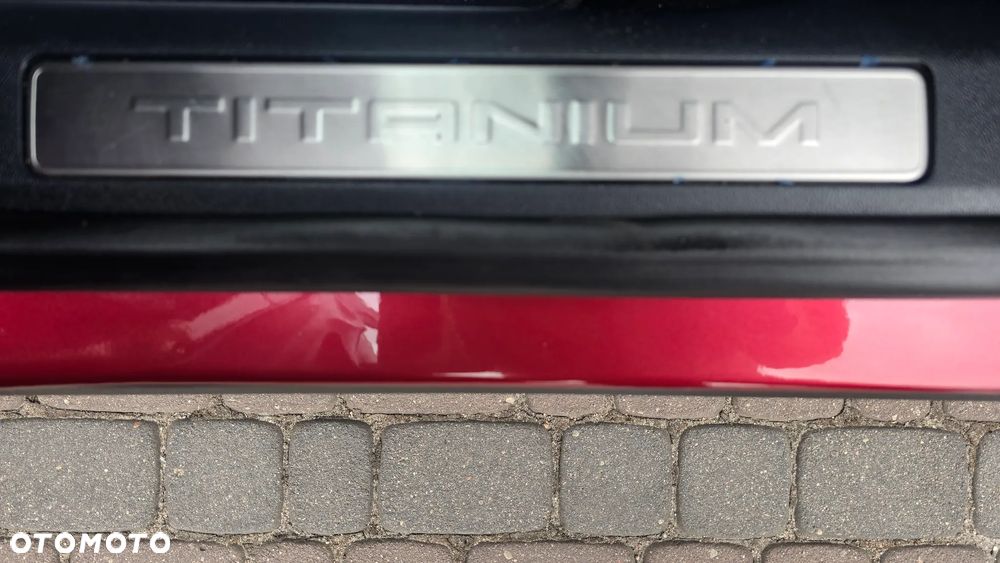 Ford Kuga 2.0 EcoBlue 4x4 TITANIUM - 13