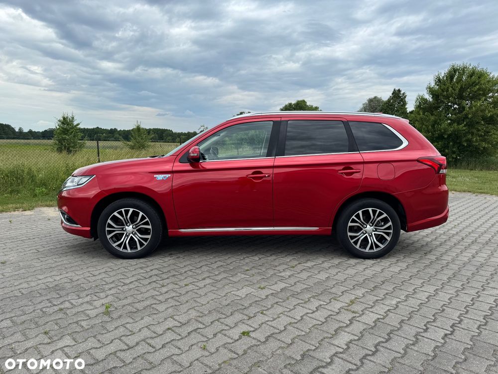 Mitsubishi Outlander - 6