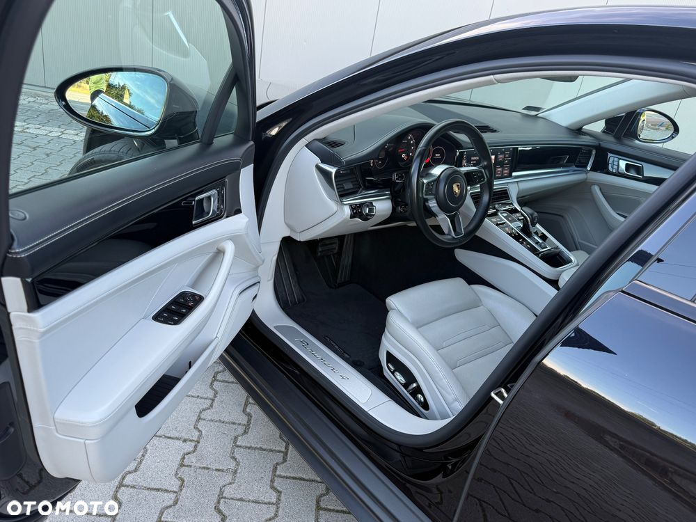 Porsche Panamera 4 Executive - 5
