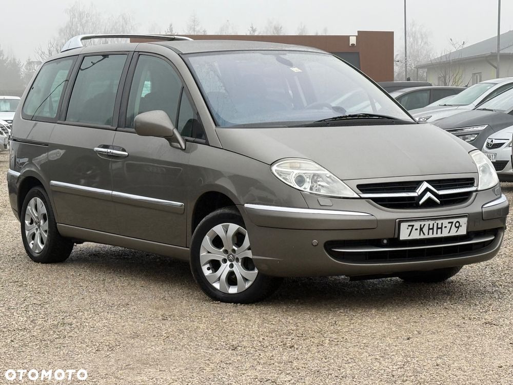 Citroën C8 2.0 16V Style - 16