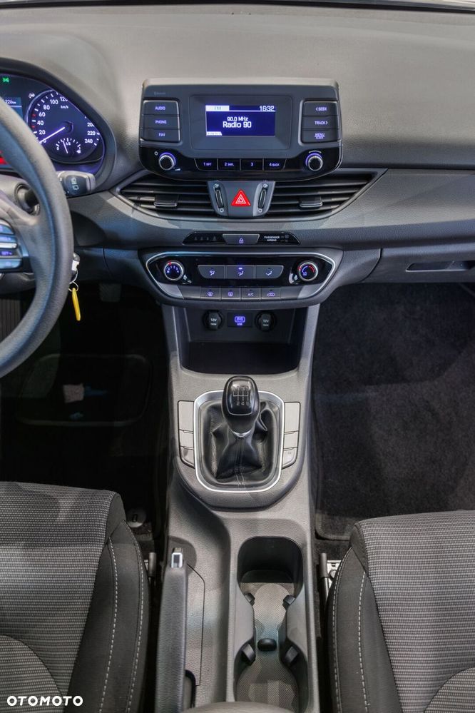 Hyundai i30 1.4 Comfort - 30