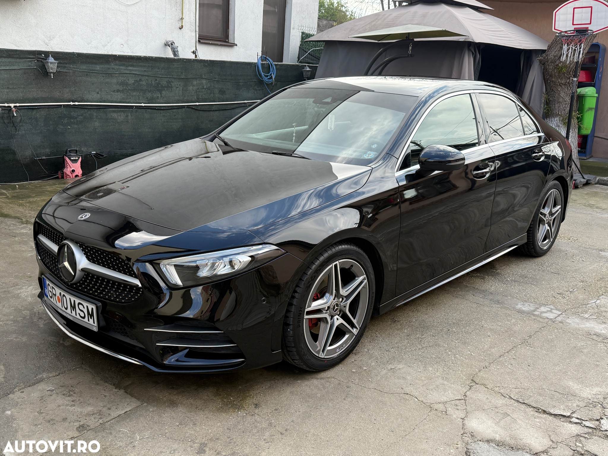 Mercedes-Benz A - 21