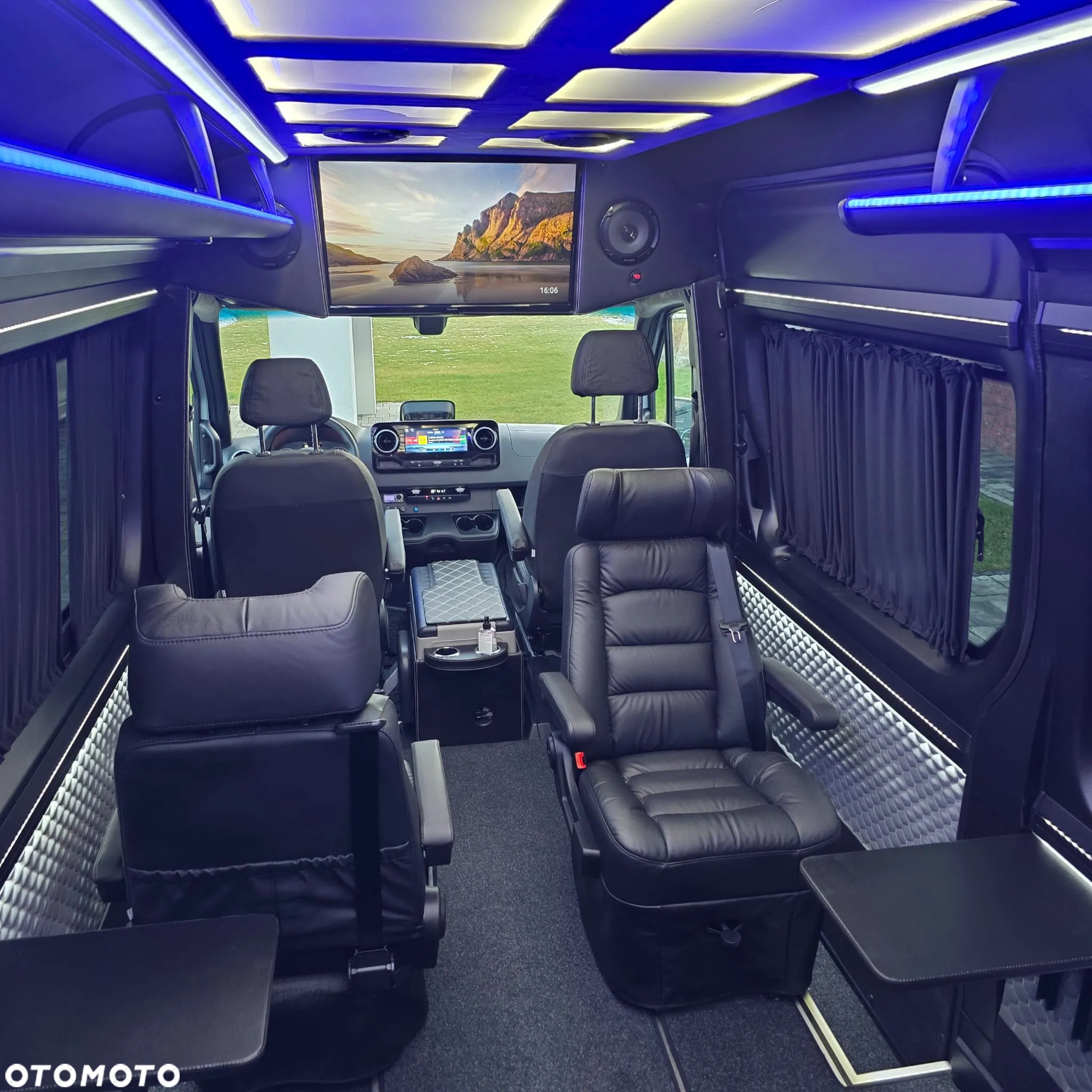 Mercedes-Benz Sprinter - 6