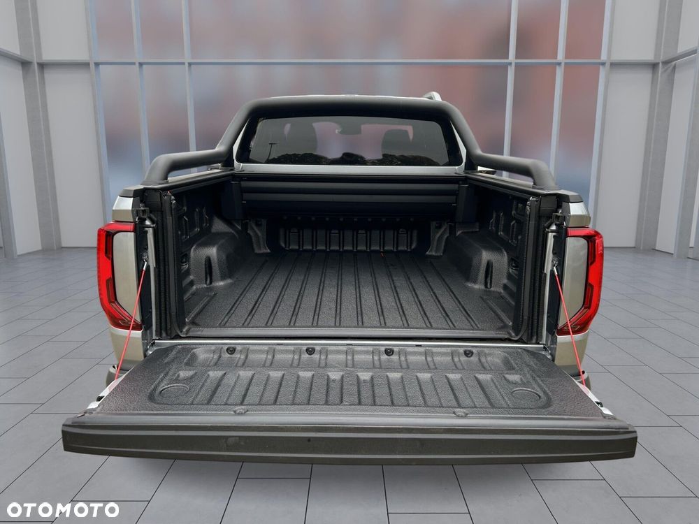 Volkswagen Amarok - 31