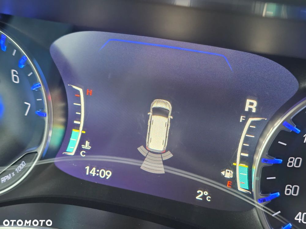 Chrysler Pacifica - 23