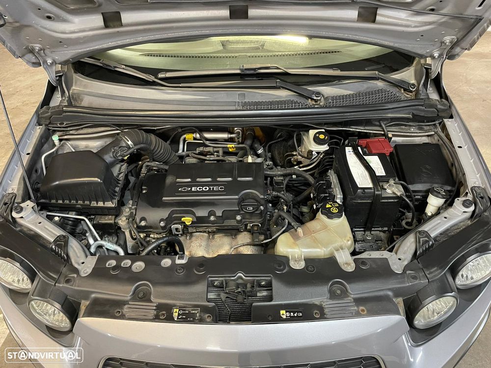 Chevrolet Aveo 1.2 LT - 15