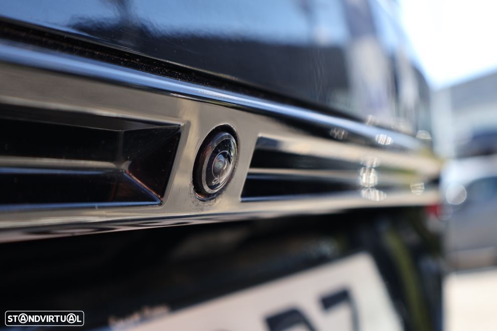 Peugeot 2008 1.2 Hybrid Allure e-DCS6 - 12