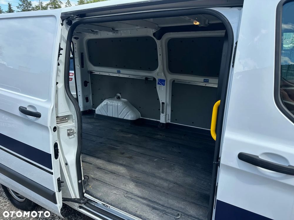 Ford Transit Custom - 11