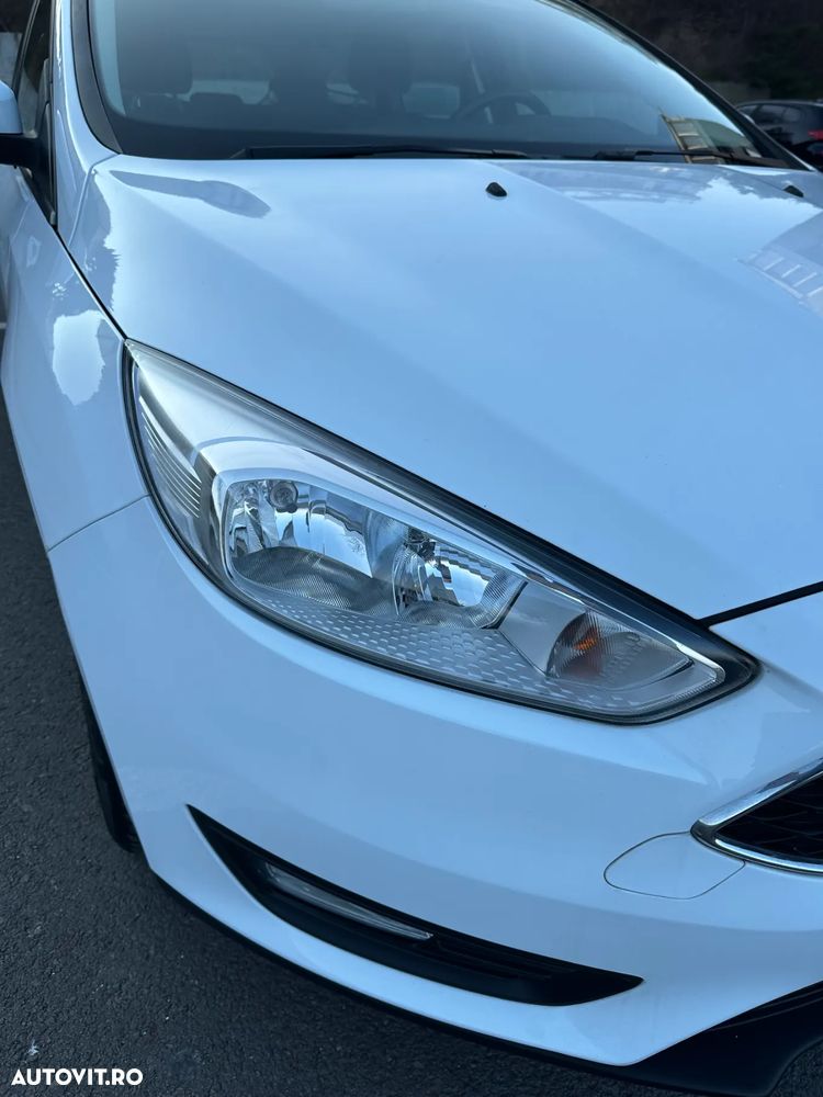 Ford Focus 1.0 EcoBoost Trend - 14