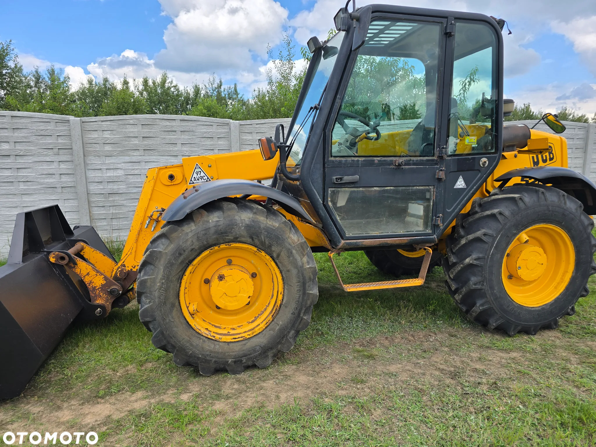 JCB - 11