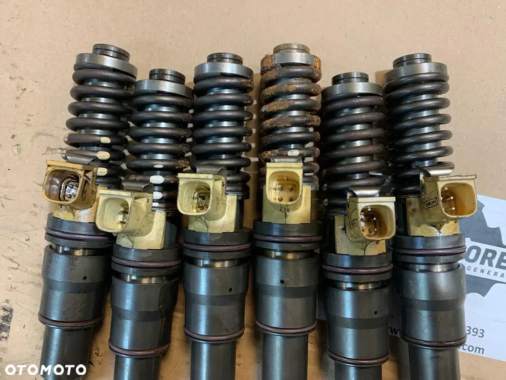 Wtryskiwacz VOLVO Euro 5 22222025 4 piny do regeneracji - 1