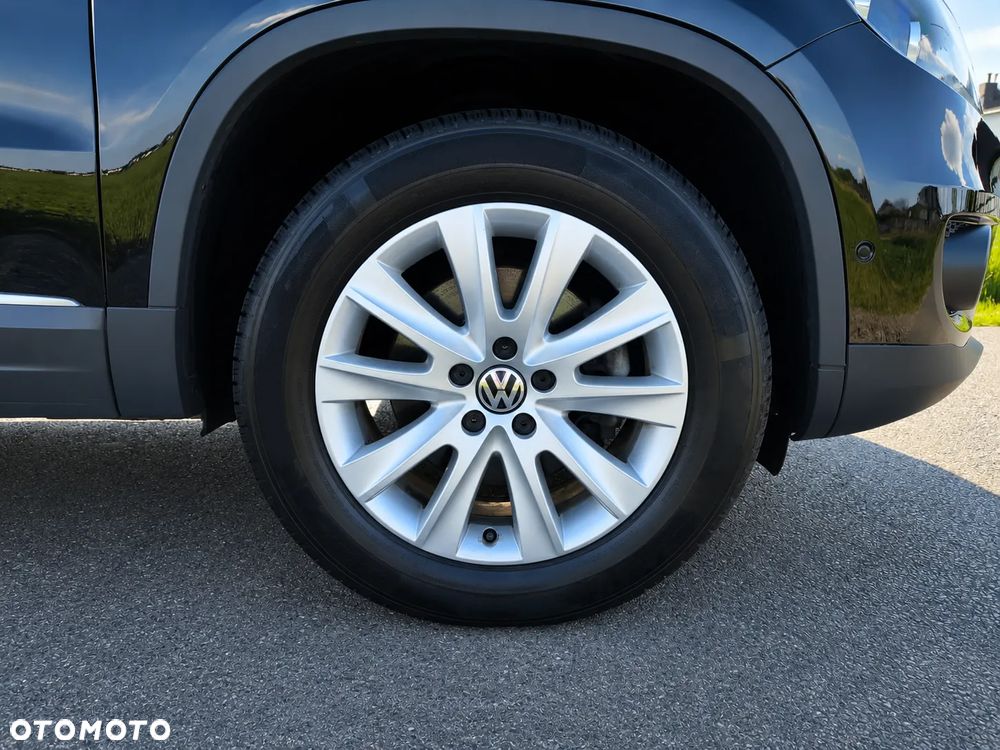 Volkswagen Tiguan - 33