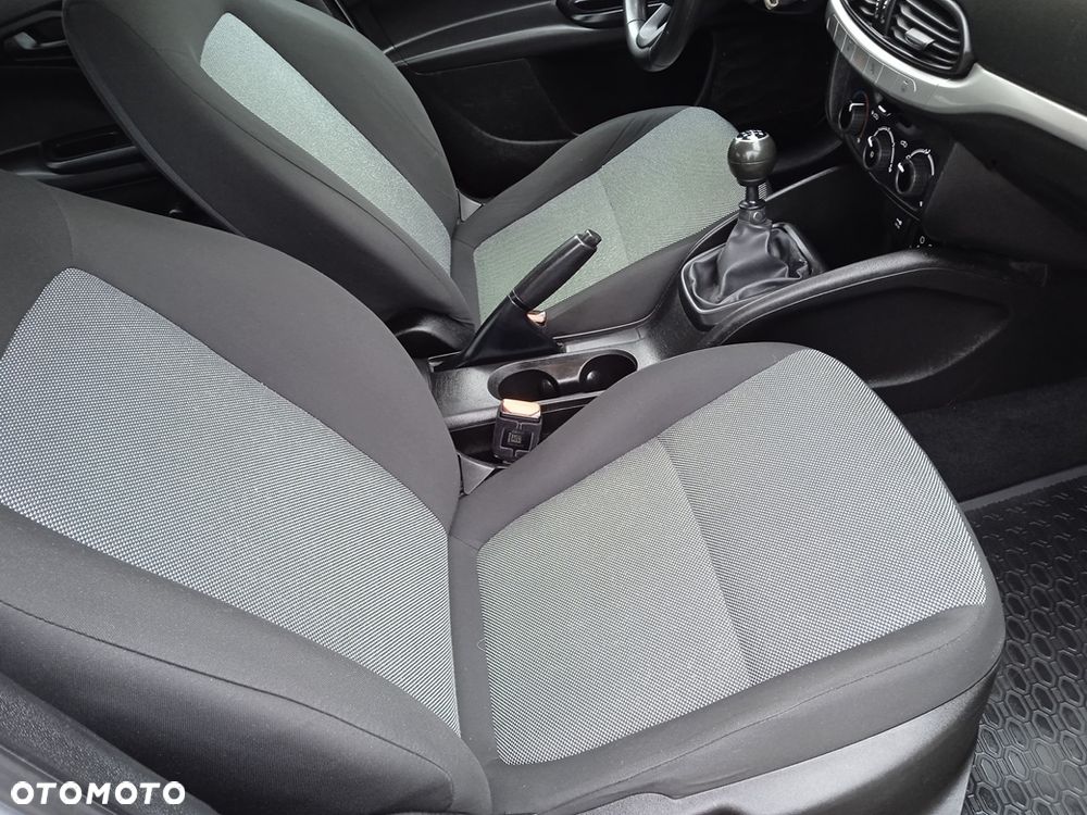 Fiat Tipo 1.4 16v Easy - 12