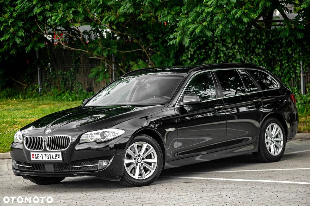 BMW Seria 5 530d xDrive - 8