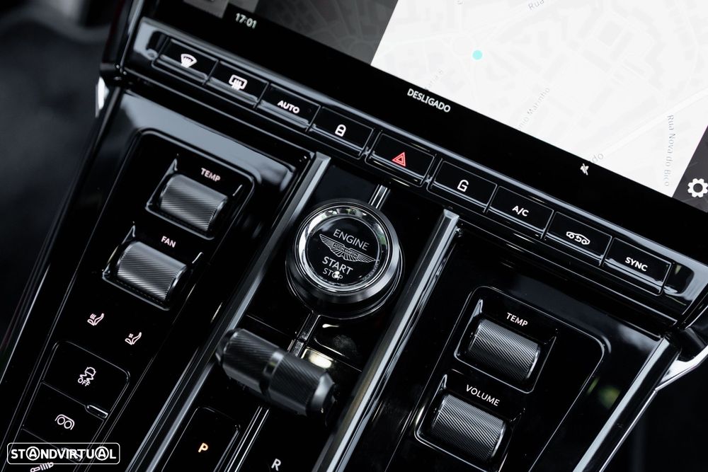 Aston Martin Vantage Coupe V8 - 30