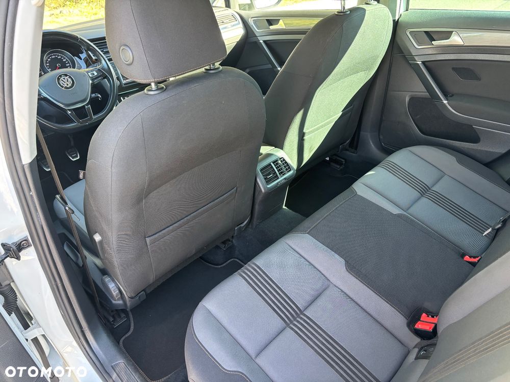 Volkswagen Golf 1.2 TSI BlueMotion Technology Allstar - 24