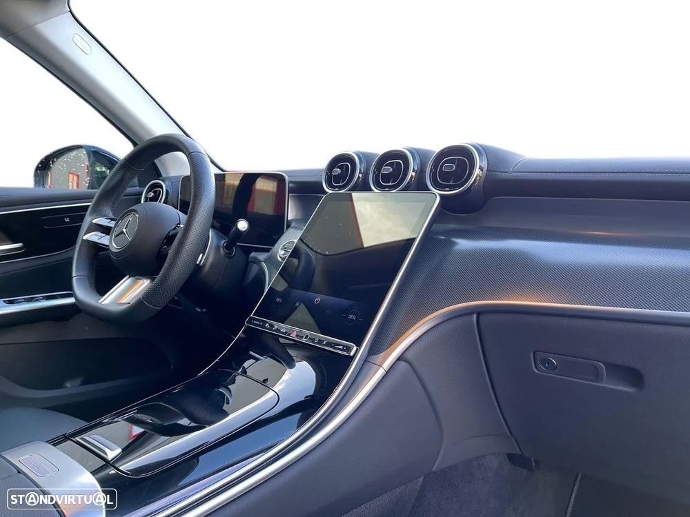 Mercedes-Benz GLC 300 de 4Matic - 23
