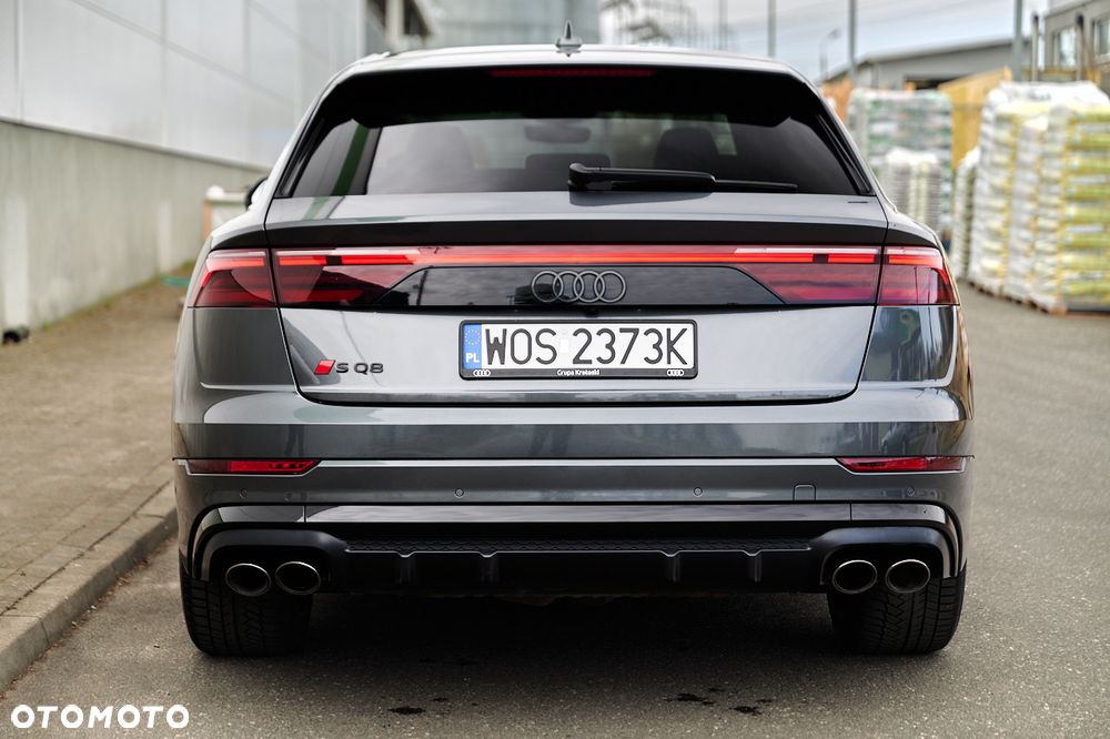 Audi SQ8 - 11