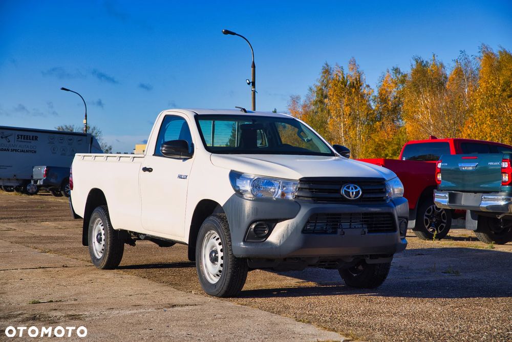 Toyota Hilux 2.4 D-4D Single Cab DL 4x2 - 1