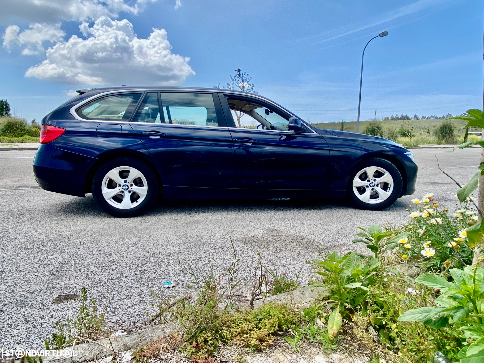 BMW 320 d Touring EfficientDynamics Line Sport - 36