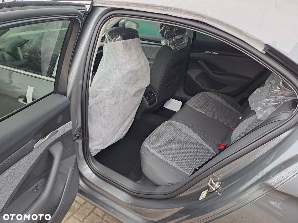 Skoda Superb 1.5 TSI mHEV Edition 130 DSG - 6