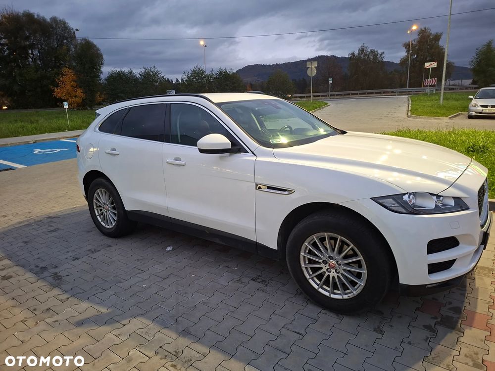 Jaguar F-Pace 2.0 i4D AWD Prestige - 24