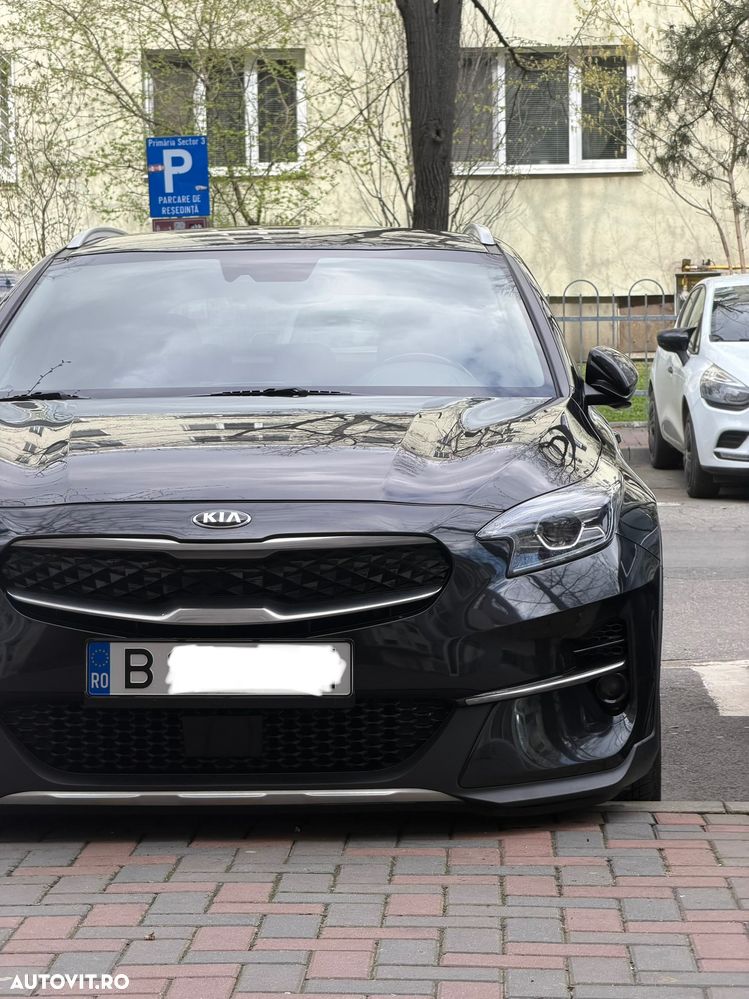 Kia XCeed 1.6 GDI 6DCT PHEV Vision - 1