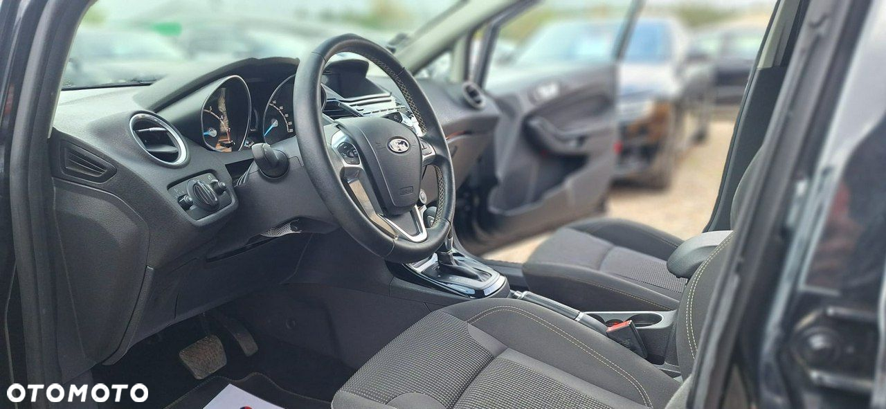 Ford Fiesta - 10