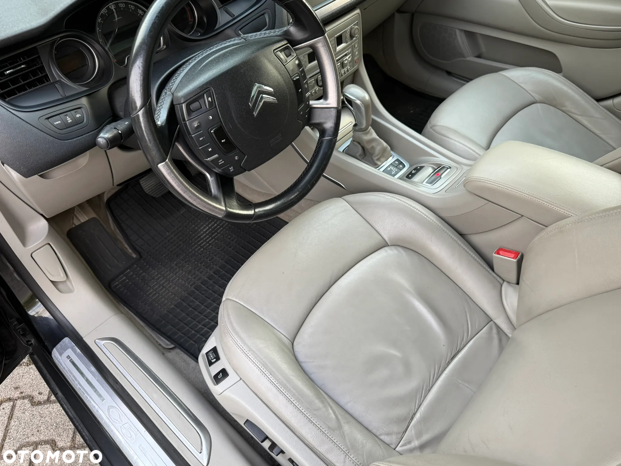 Citroën C5 2.2 HDi Exclusive - 22