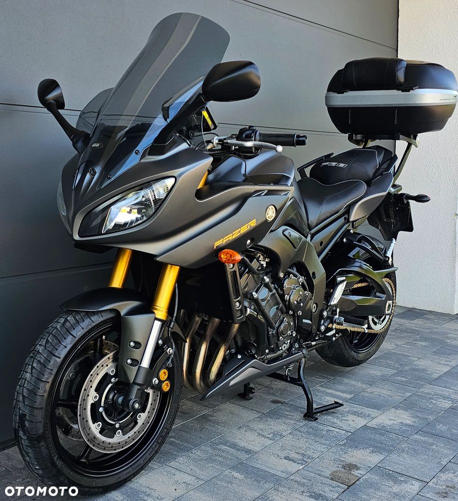 Yamaha FZ8 - 6