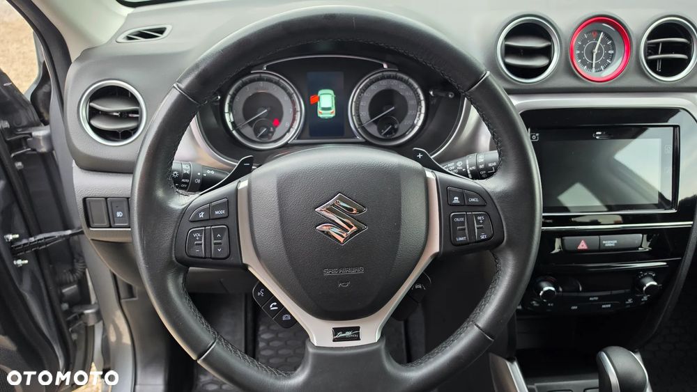Suzuki Vitara 1.5 Dualjet Hybrid AGS Comfort+ - 18