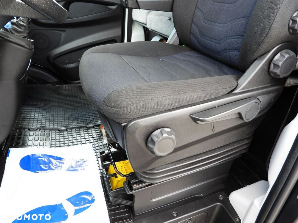Iveco DAILY 35S18 KONTENER WINDA 8 PALET WEBASTO TEMPOMAT NAWIGACJA LEDY PNEUMATYKA KLIMATYZACJA  180KM - 28