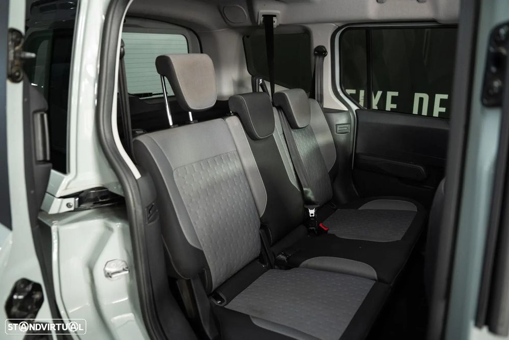 Ford Tourneo Courier 1.0 EcoBoost Titanium - 22