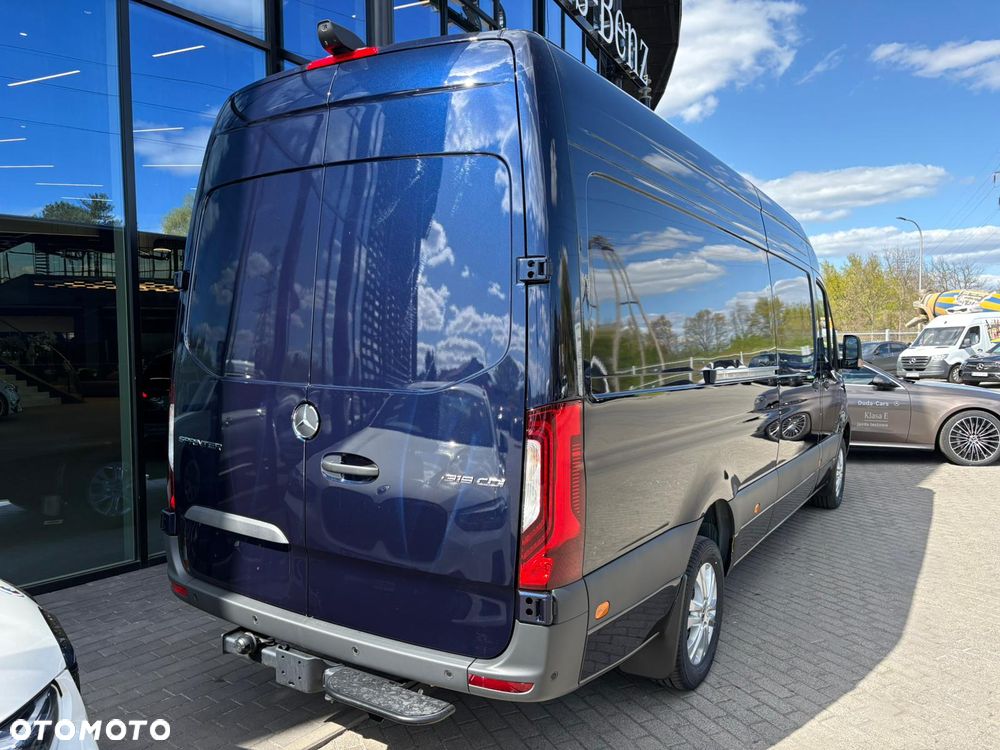Mercedes-Benz Sprinter - 6