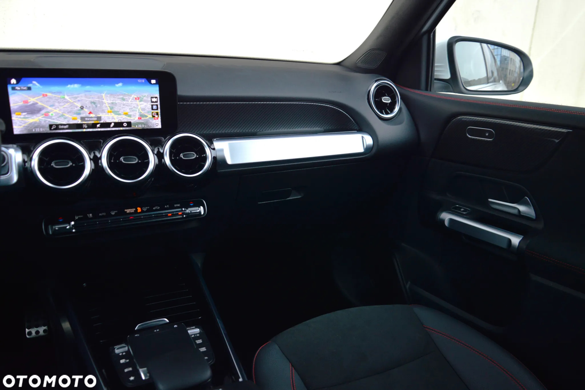 Mercedes-Benz GLB 200 4-Matic AMG Line 8G-DCT - 21