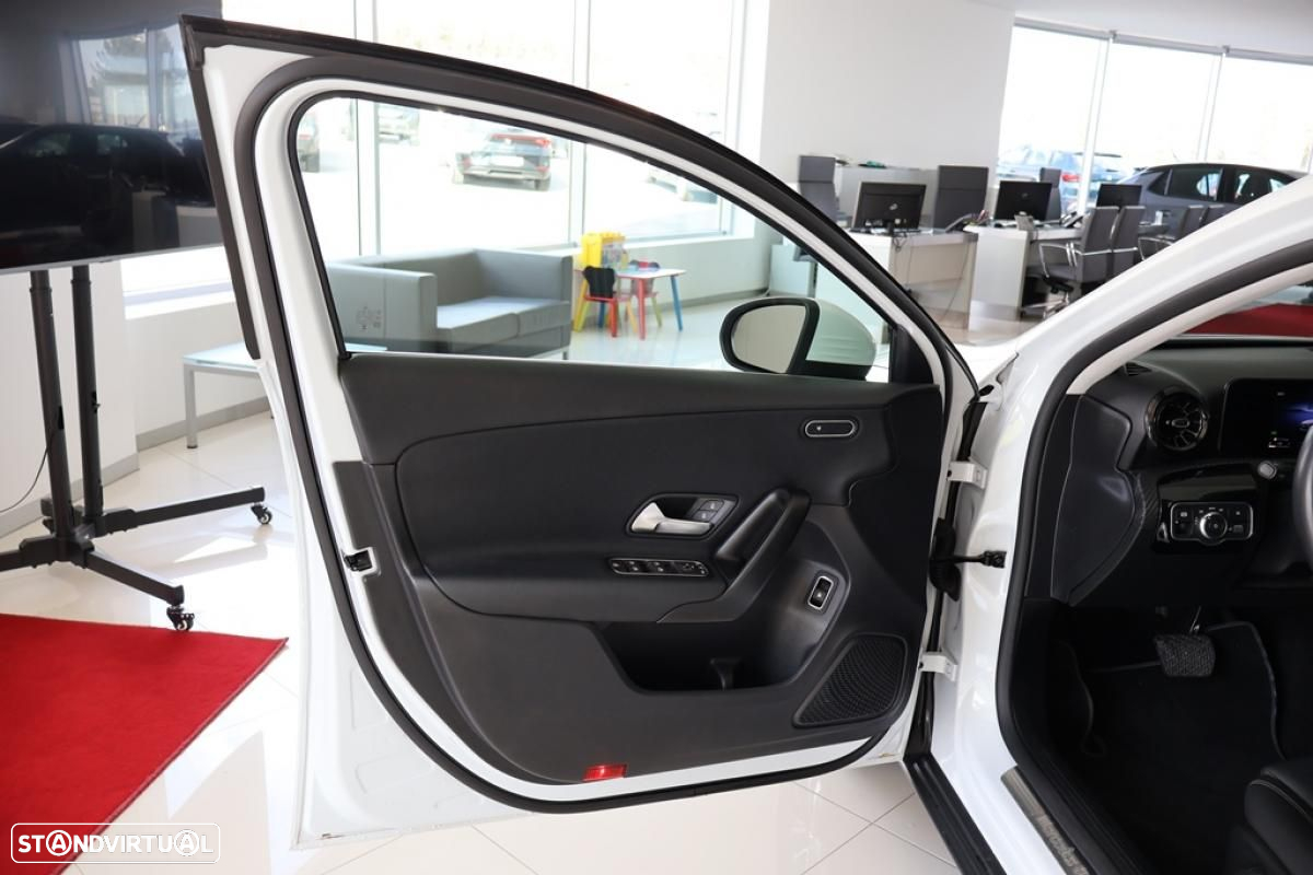 Mercedes-Benz A 250 Limousine e - 15