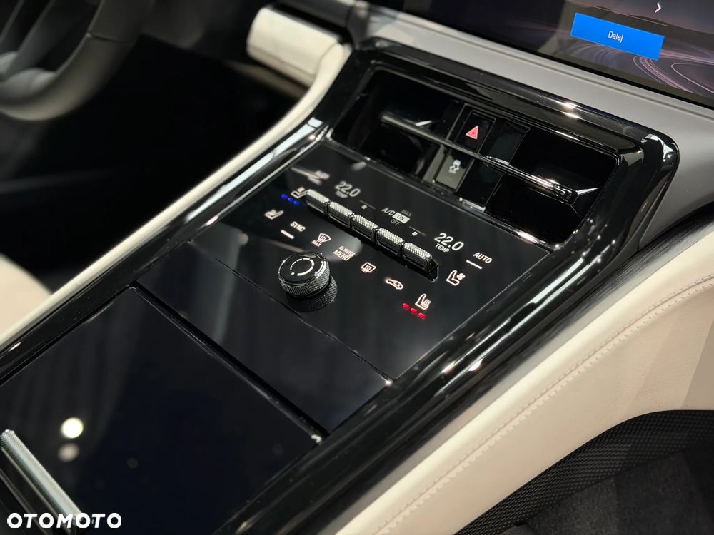 Porsche Panamera 4 E-Hybrid PHEV - 25