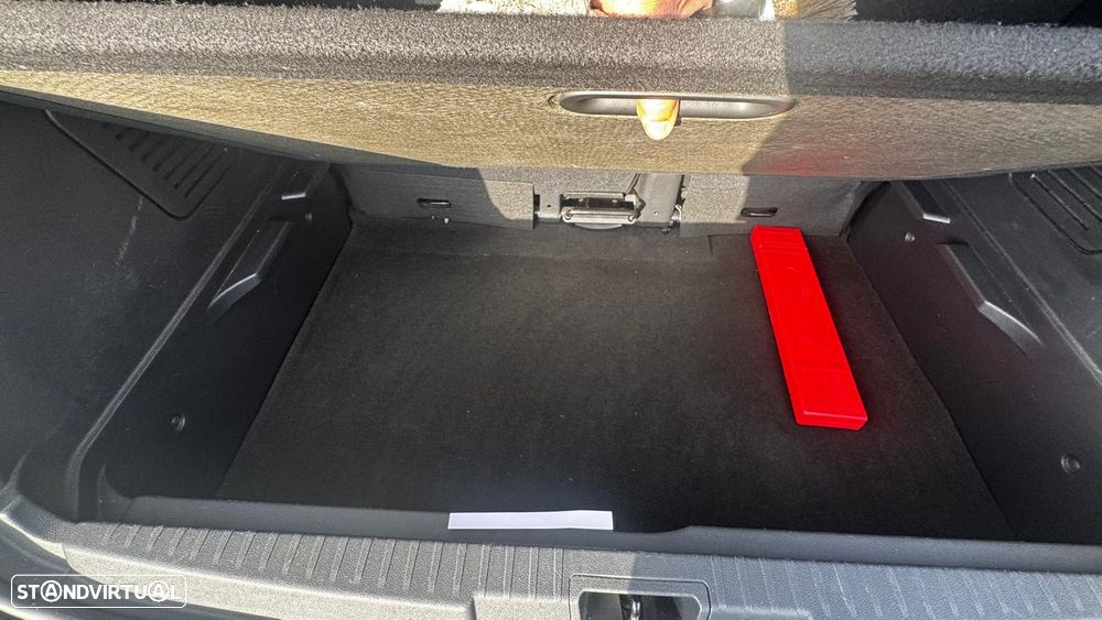 Renault Captur 1.5 dCi - 10