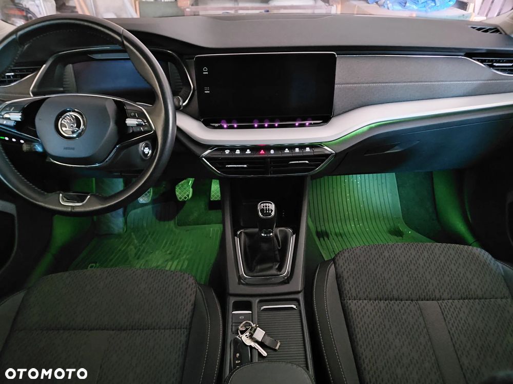 Skoda Octavia 1.5 TSI ACT Style - 24