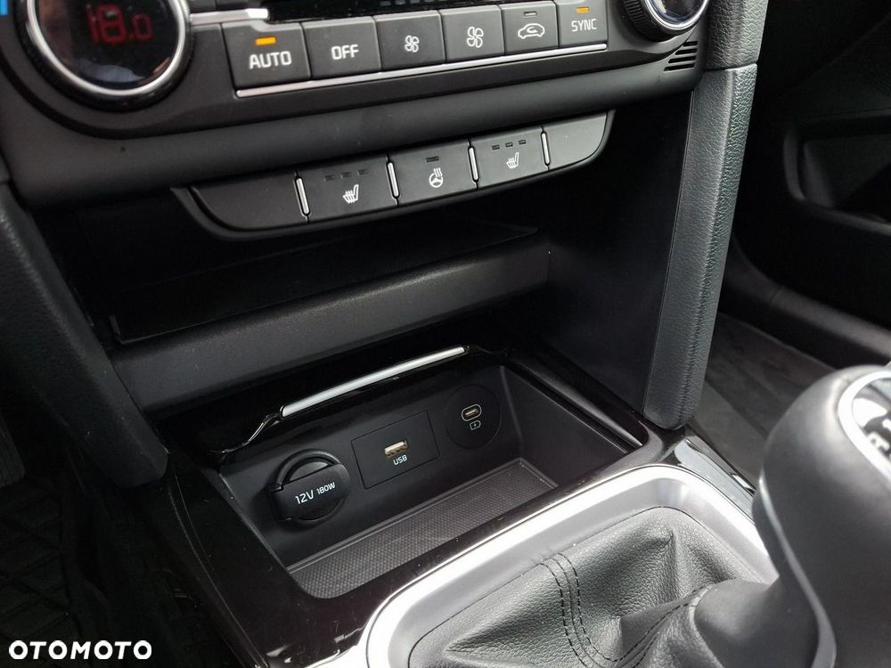 Kia Ceed 1.5 T-GDI Tribute - 20