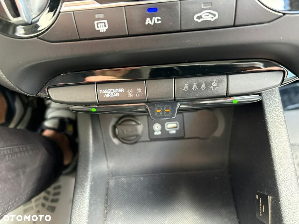 Hyundai i20 - 20