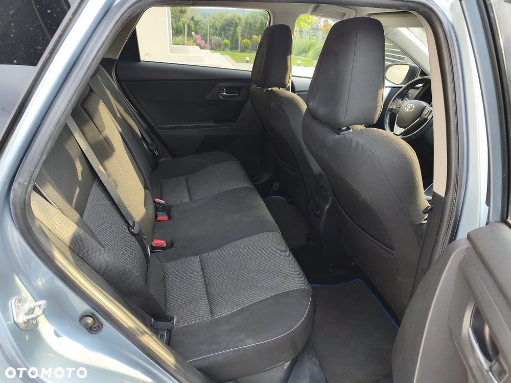 Toyota Auris 1.8 HSD Prestige NAVI - 5